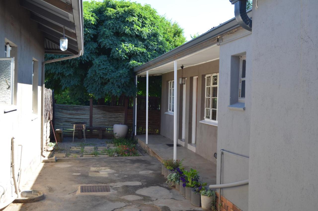 A & R Guesthouse Bloemfontein Kültér fotó
