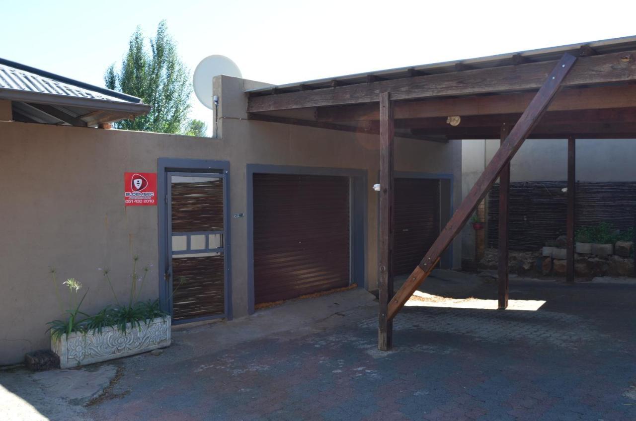 A & R Guesthouse Bloemfontein Kültér fotó