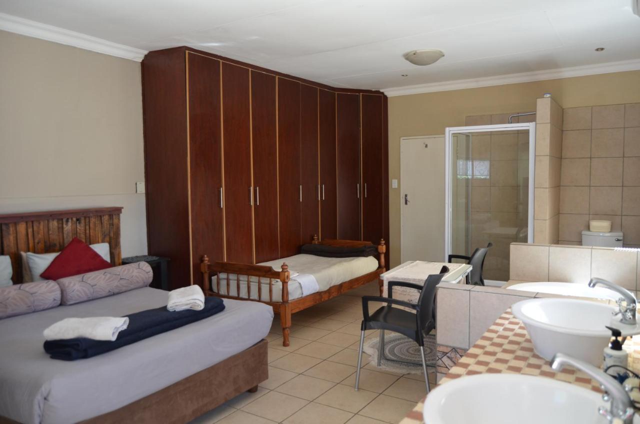 A & R Guesthouse Bloemfontein Kültér fotó