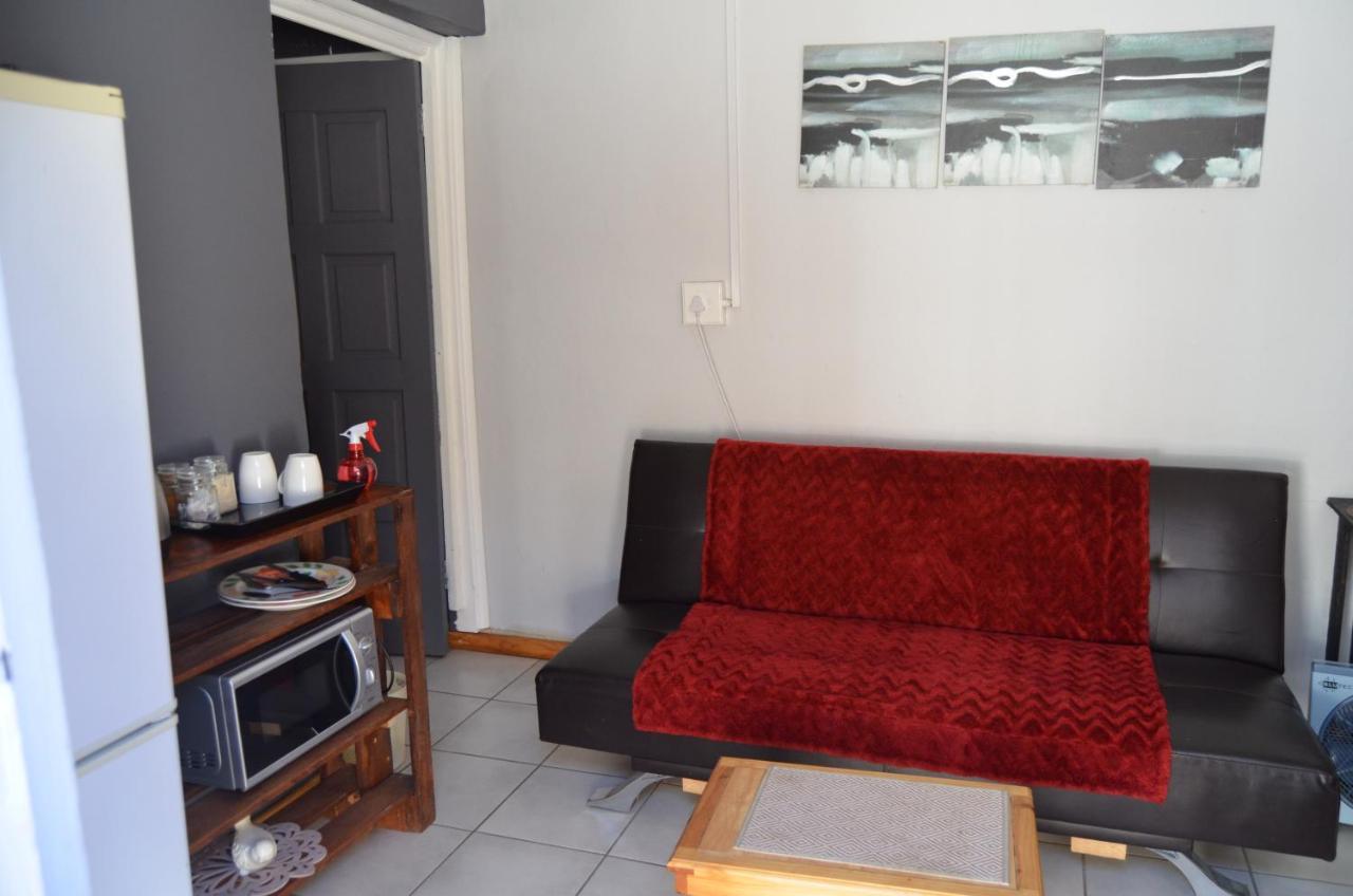 A & R Guesthouse Bloemfontein Kültér fotó